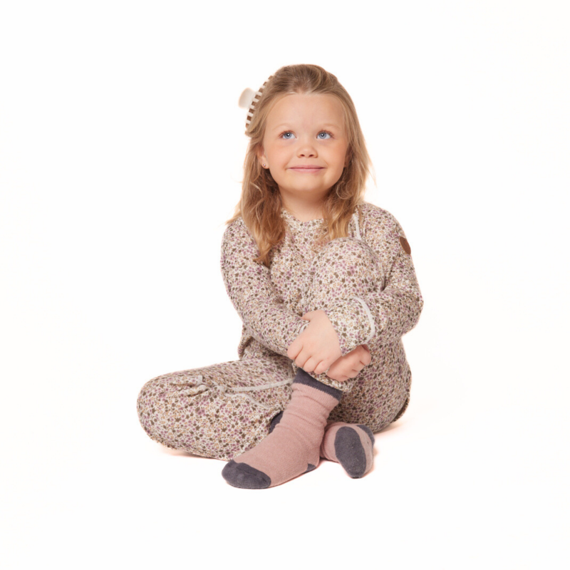 Bruse Merino ullar sett - Flower Pristine